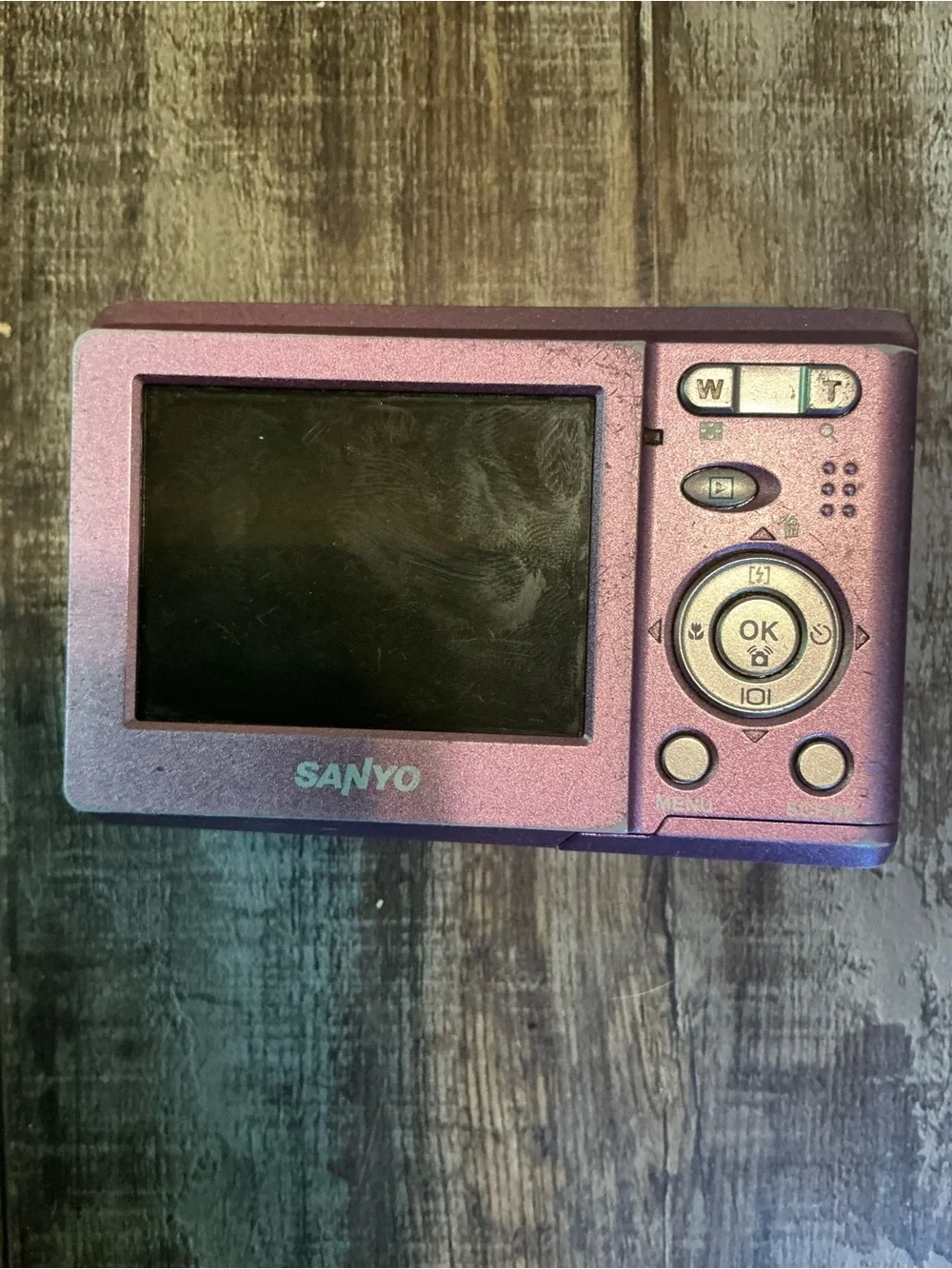 Sanyo S770 3X OPTICAL ZOOM VPC-S770PU 7.1MP Digital Camera - Pink read